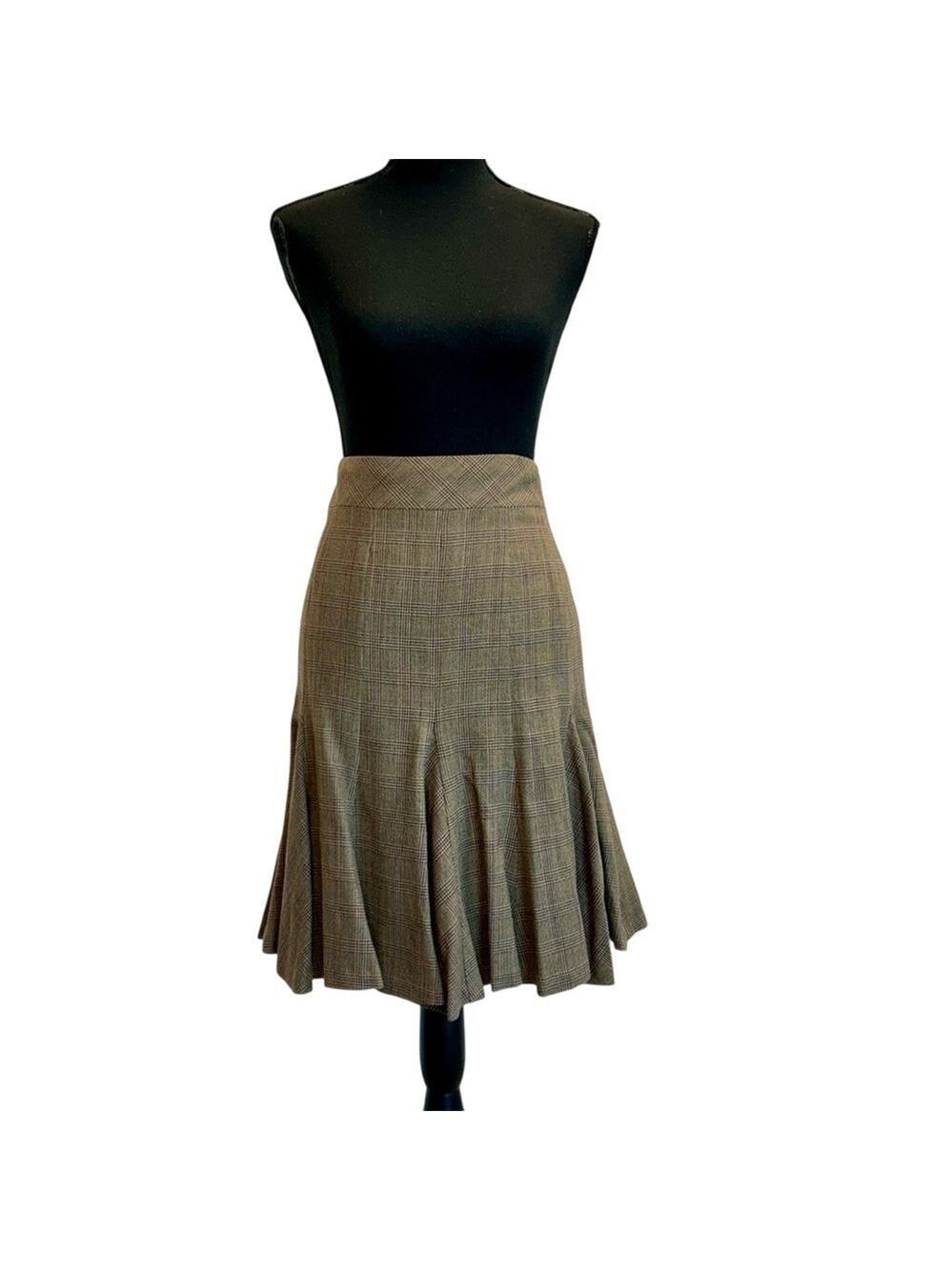 Club Monaco fit and flare midi skirt in brown glen plaid pattern Sz 6